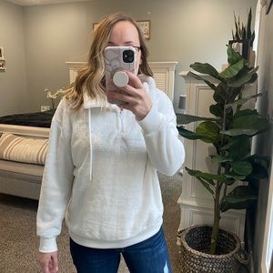 Women’s super soft 1/4 zip